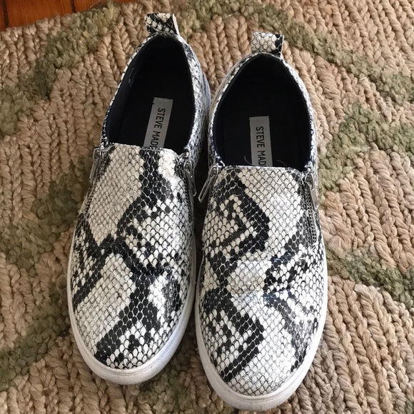 steve madden sneaker slides